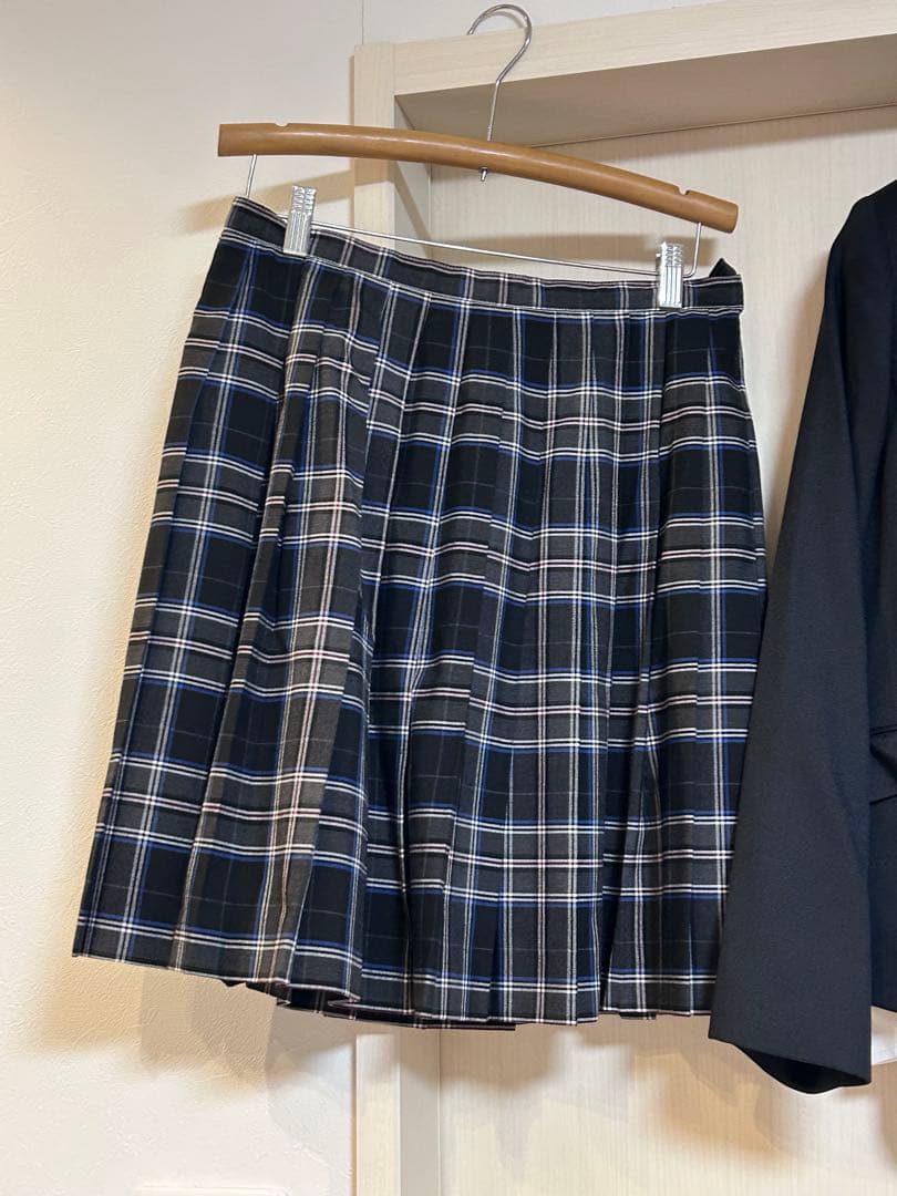 デコラピンキーズ フォーマルセットアップ 170K 卒業式　卒服　金ボタン