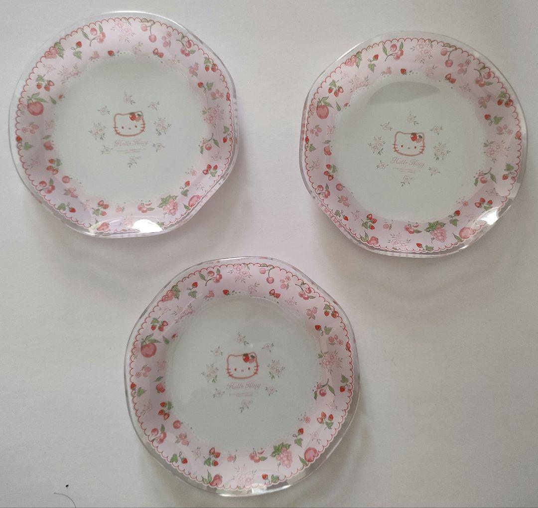 ハローキティガラス食器　フラワーアンドフルーツシリーズ