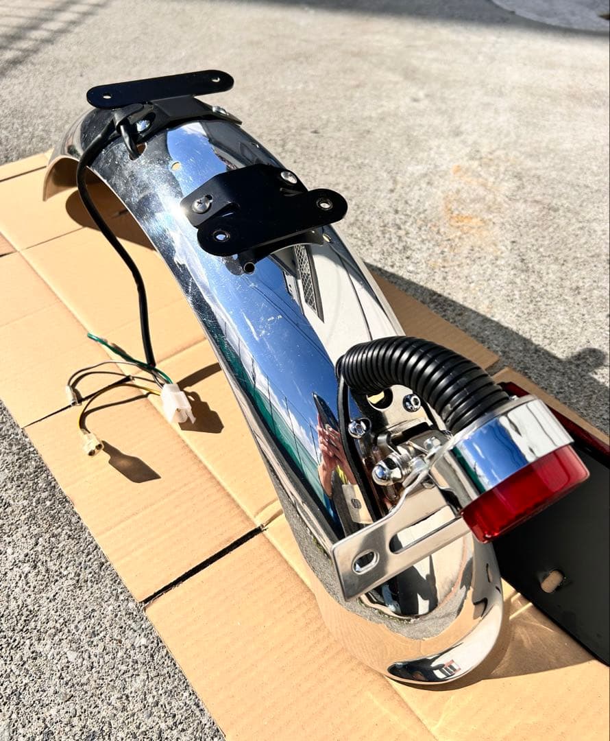 M*K様 W650ショートリアフェンダー テールランプW800W400SRデイト
