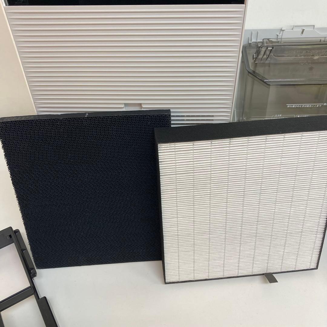 A273-15 DAIKIN　加湿ストリーマ空気清浄機　MCK70Z-W