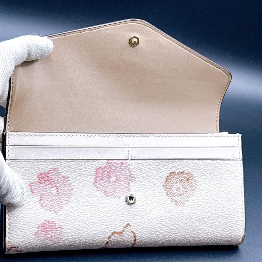 ✨極美品✨コーチ COACH ベージュ花柄 フラップ式 長財布