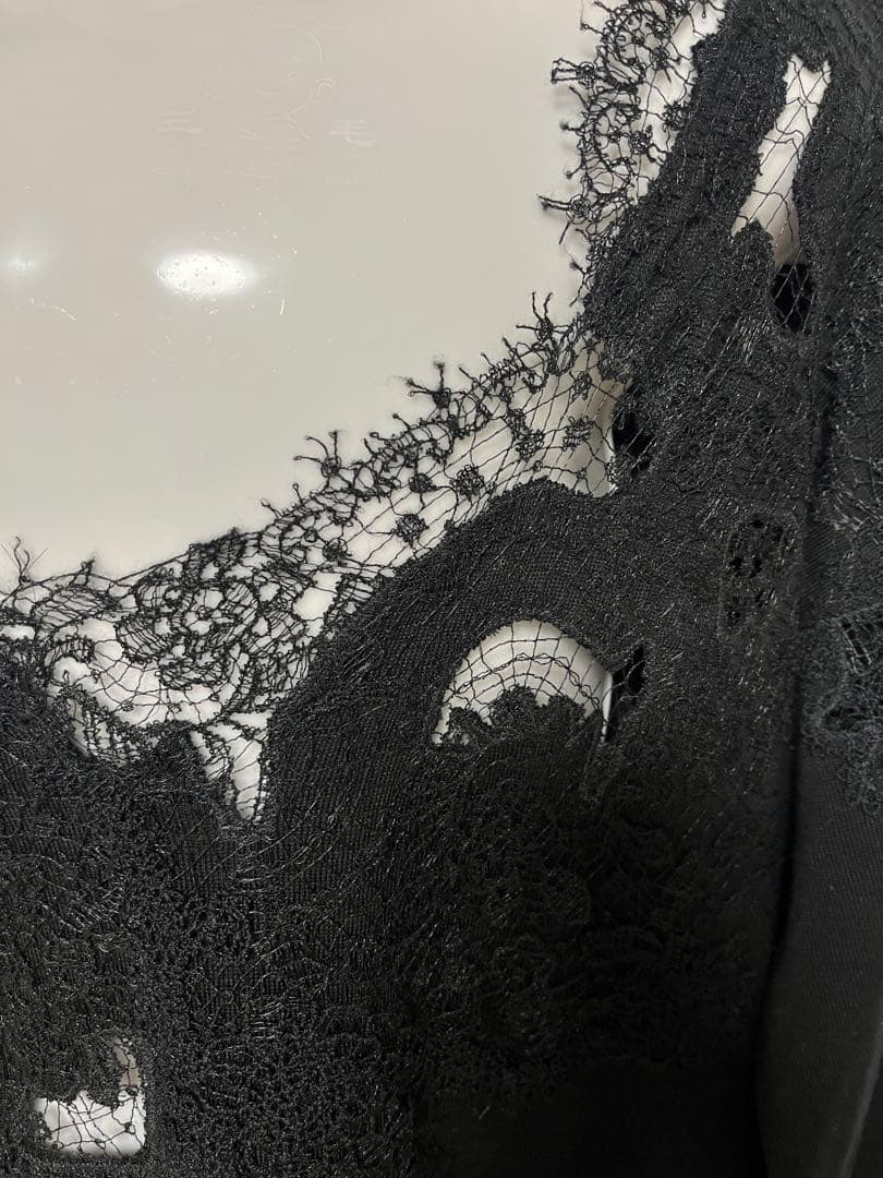 【オリビア:未使用品】エルマノシェルヴィーノ黒トップス38