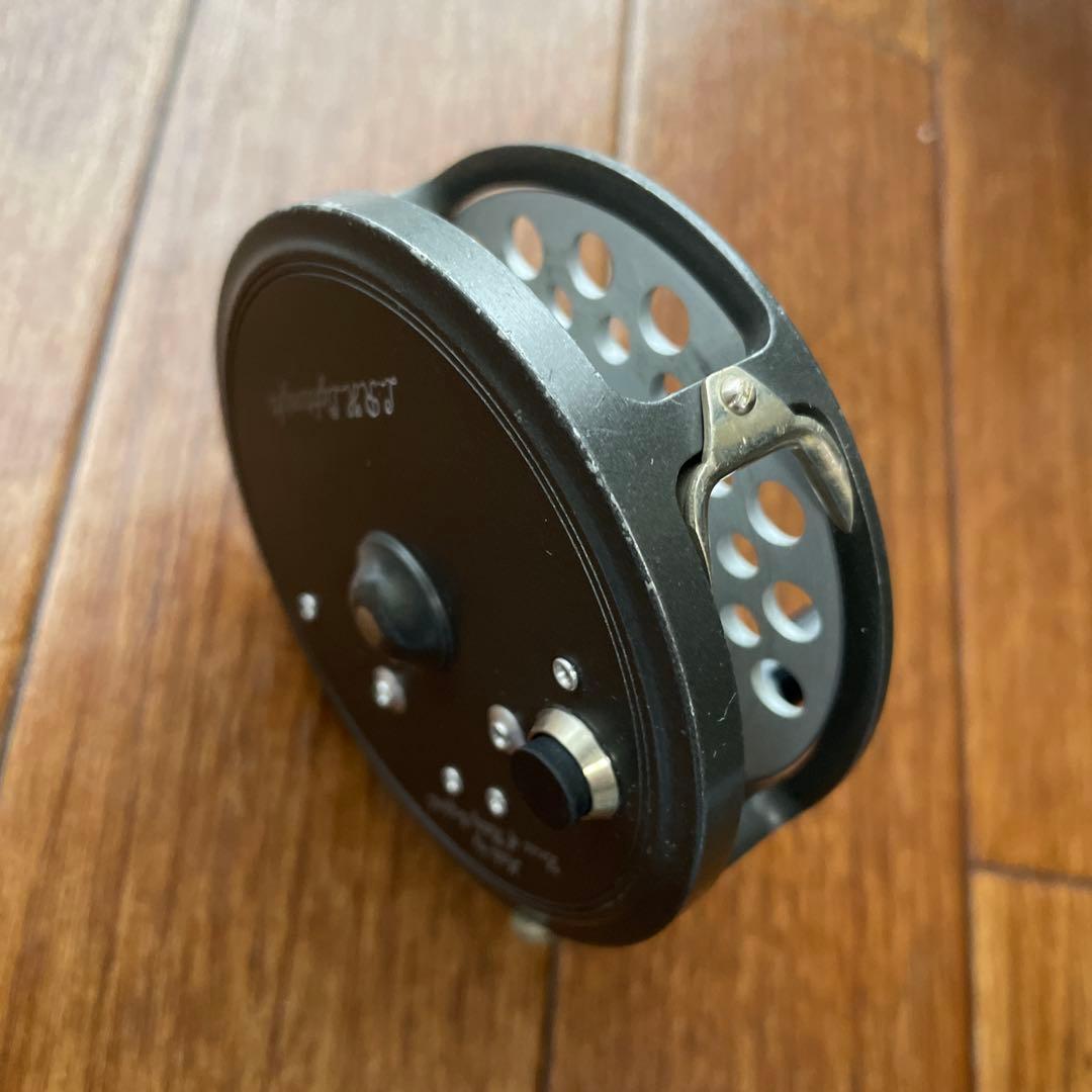 HARDY L.R.H. Lightweight フライリール