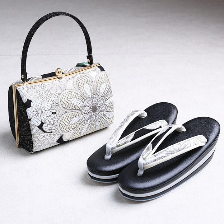 【新品】草履バッグ 振袖用 モダン花柄 黒系 24.5cm 日本製　03761