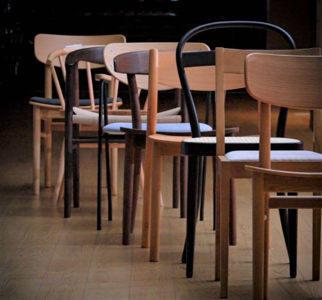 ⭐️送料込⭐️超美品⭐️２脚セット⭐️無印良品⭐️ラウンドチェア・布座・オーク材⭐️