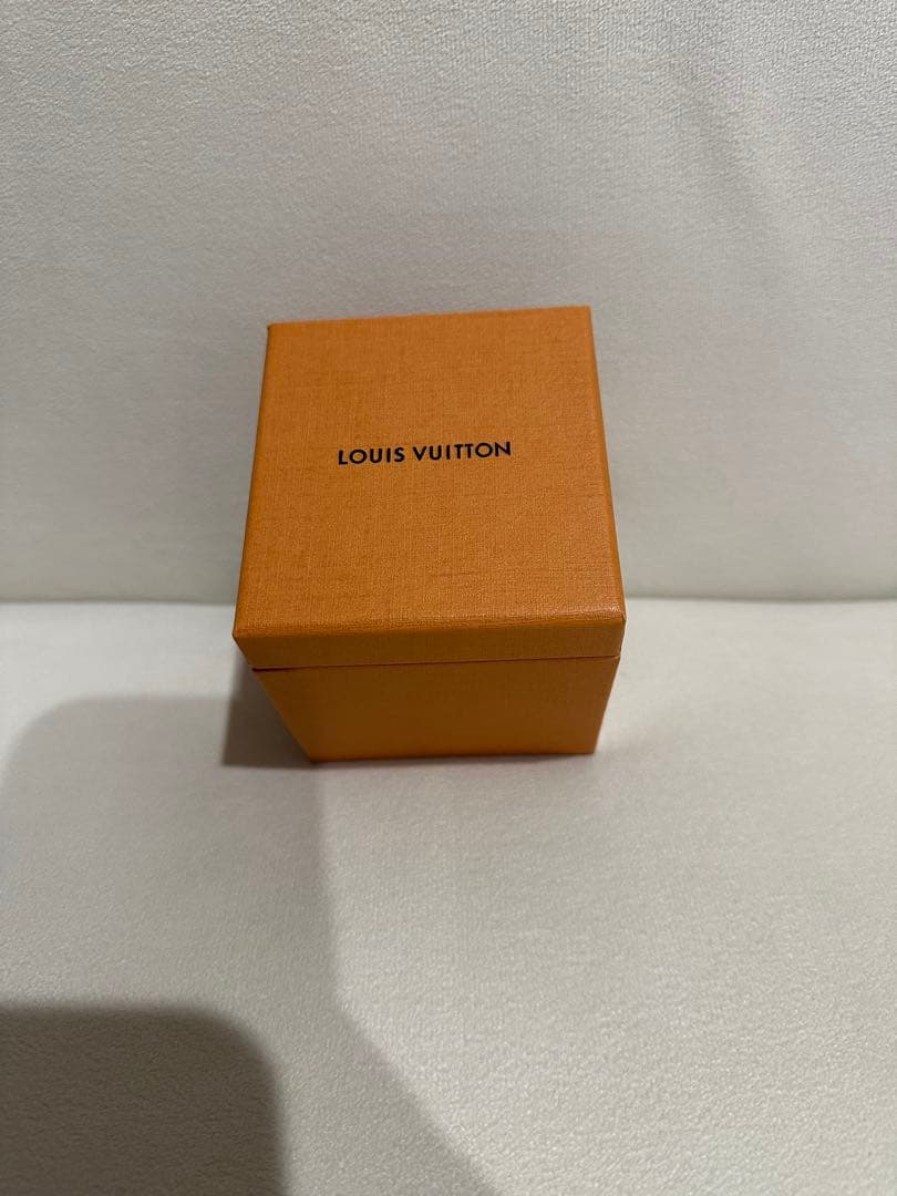 【新品未使用】Louis Vuitton フラワーモチーフ ネックレス