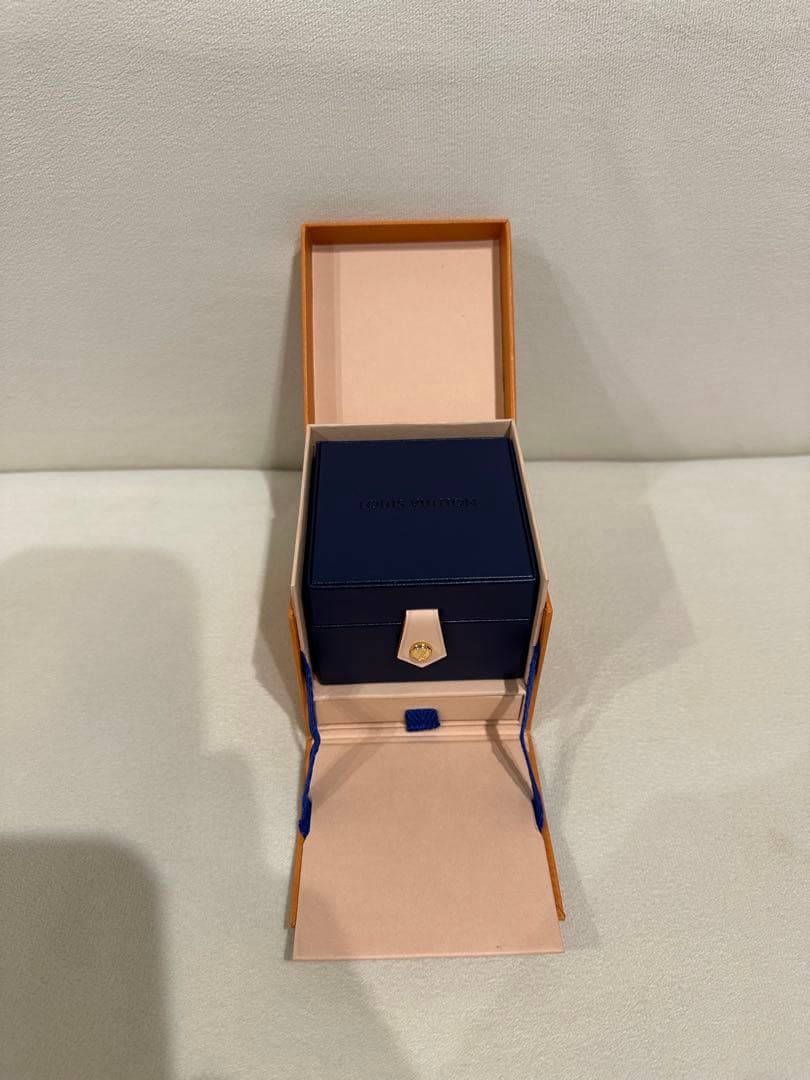 【新品未使用】Louis Vuitton フラワーモチーフ ネックレス