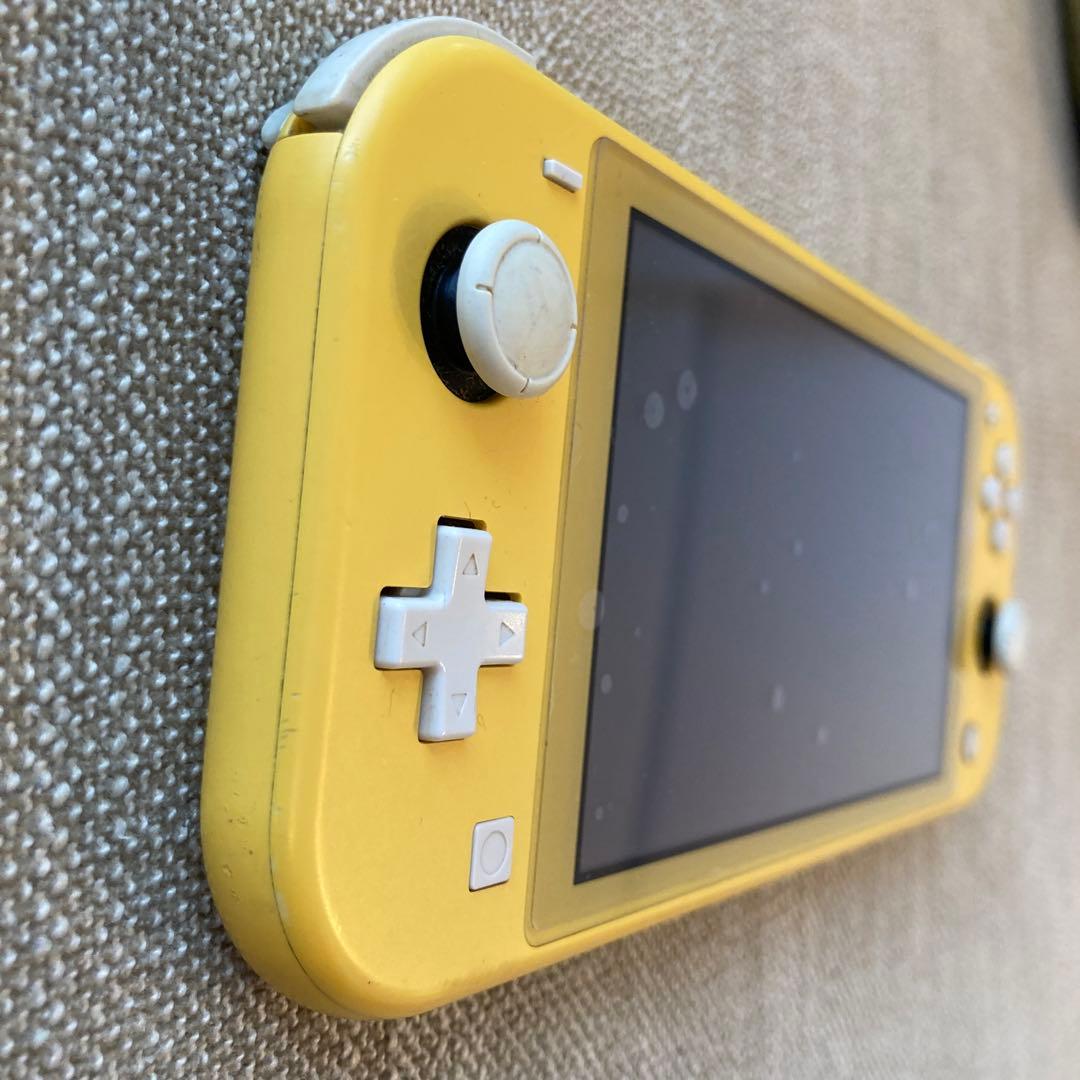 任天堂 スイッチライト　難あり　イエロー