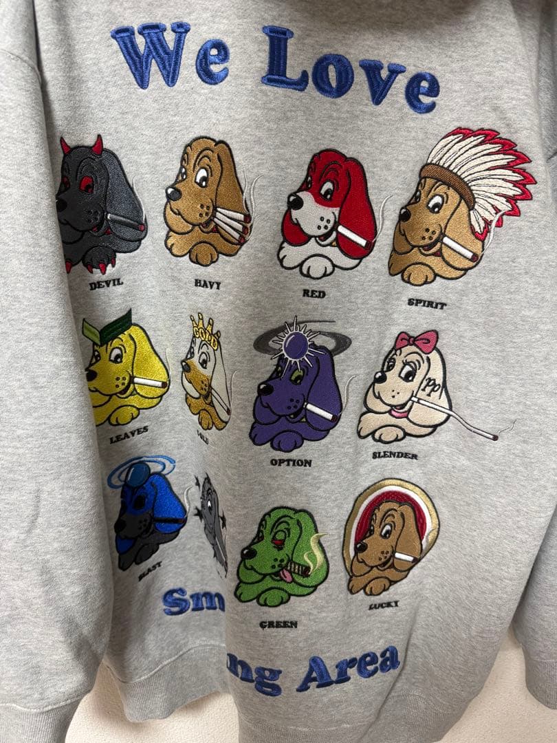 ガルフィーヤニラバーズパーカー