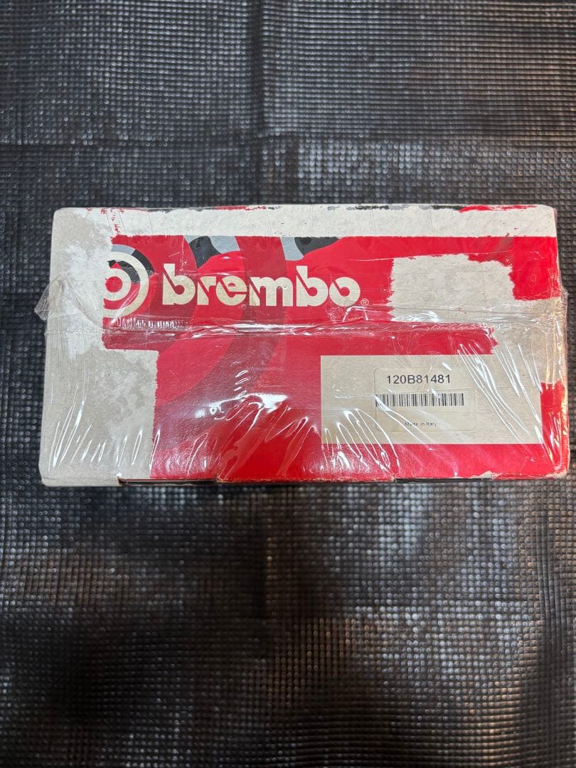 （新品）ブレンボ Brembo 4Pブレーキキャリパー 100㎜ 新品パッド付き