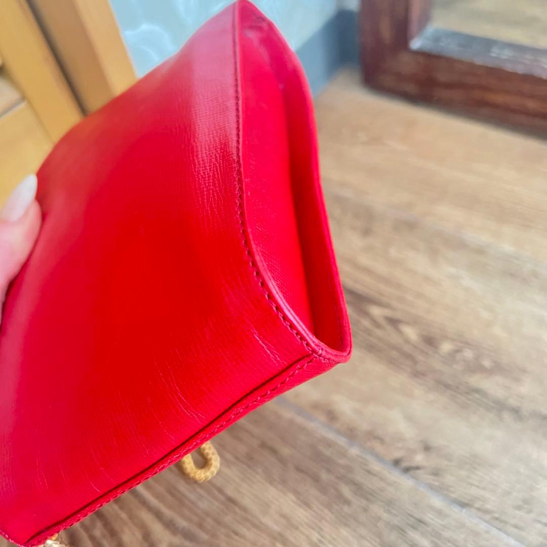 激レア ヴァレクストラ SATOショルダーバッグ チェーン レザー レッド