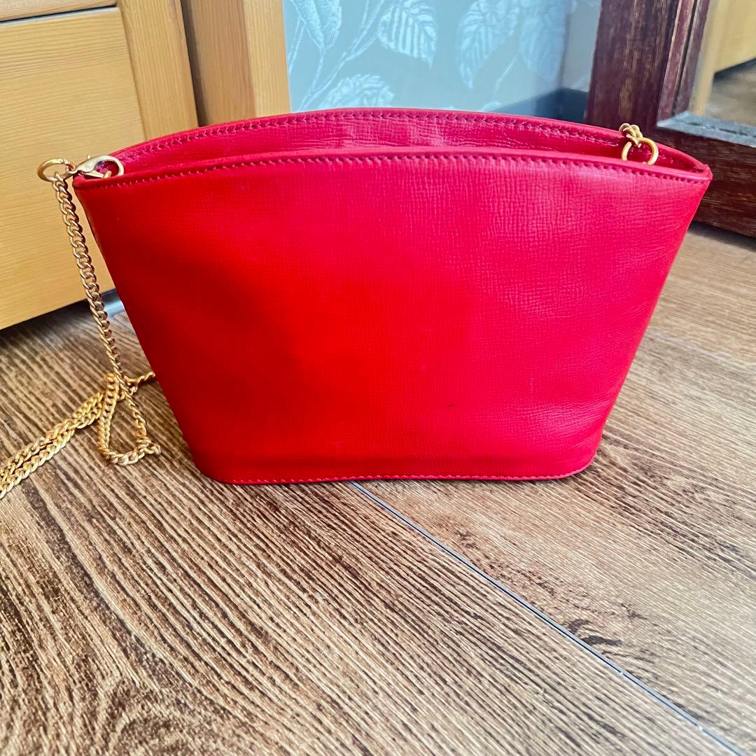 激レア ヴァレクストラ SATOショルダーバッグ チェーン レザー レッド