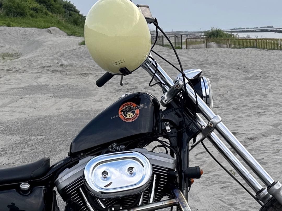 ハーレー　スポーツスター　タンク　883