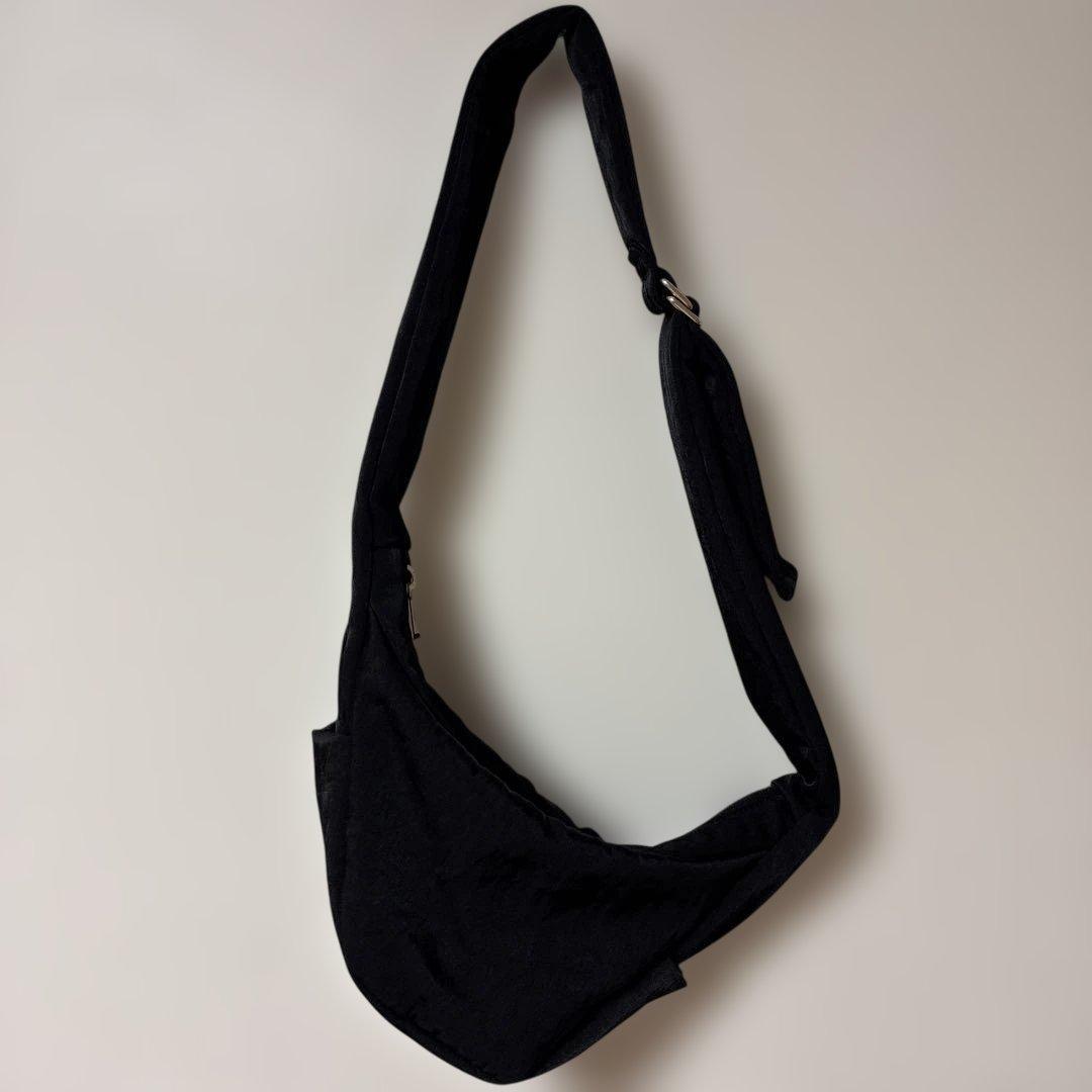 ITTI ショルダーバッグ