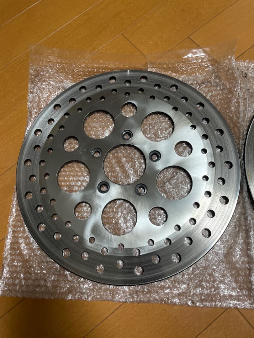 ０３年スポーツスター　ブレーキローター前後セット