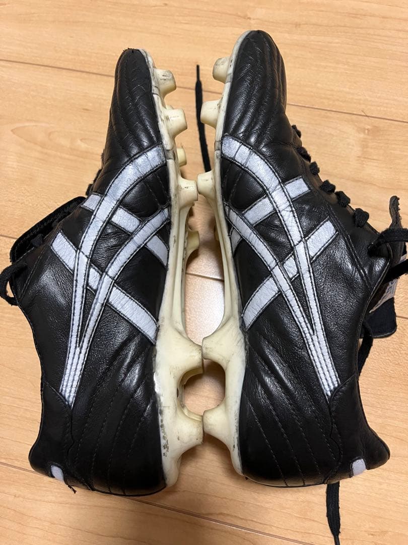 アシックス　asics インジェクター2002 復刻版　25.5センチ　サッカー