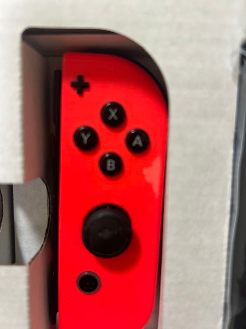 Nintendo Switch 本体　ネオンブルー/レッド