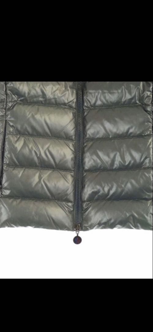 MONCLER ダウンベスト