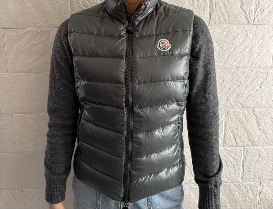 MONCLER ダウンベスト