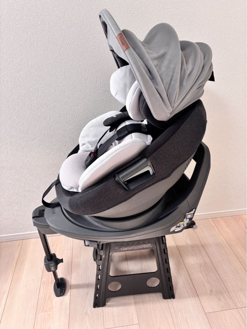⭕️本日削除します美品 Combi コンビ THE S ISOFIX ZA-670