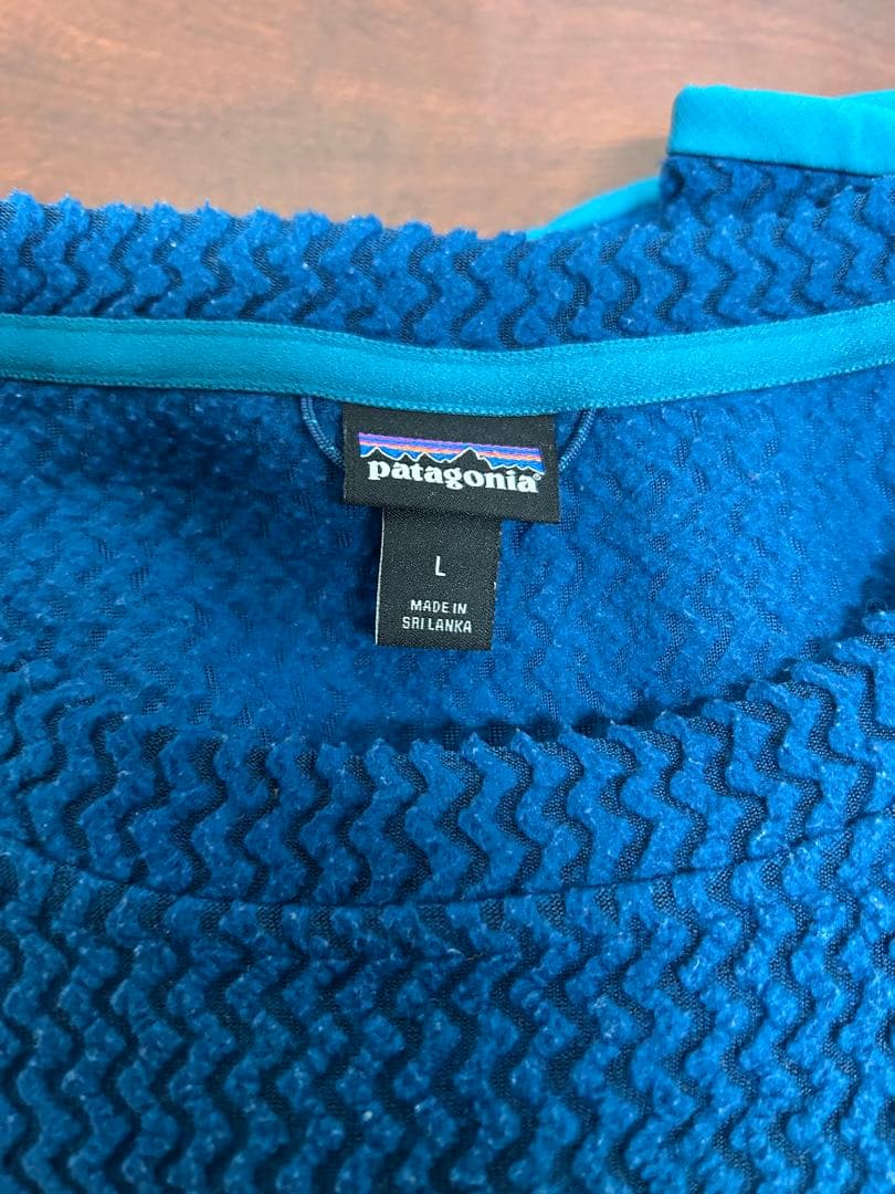 patagonia R1エアクルー