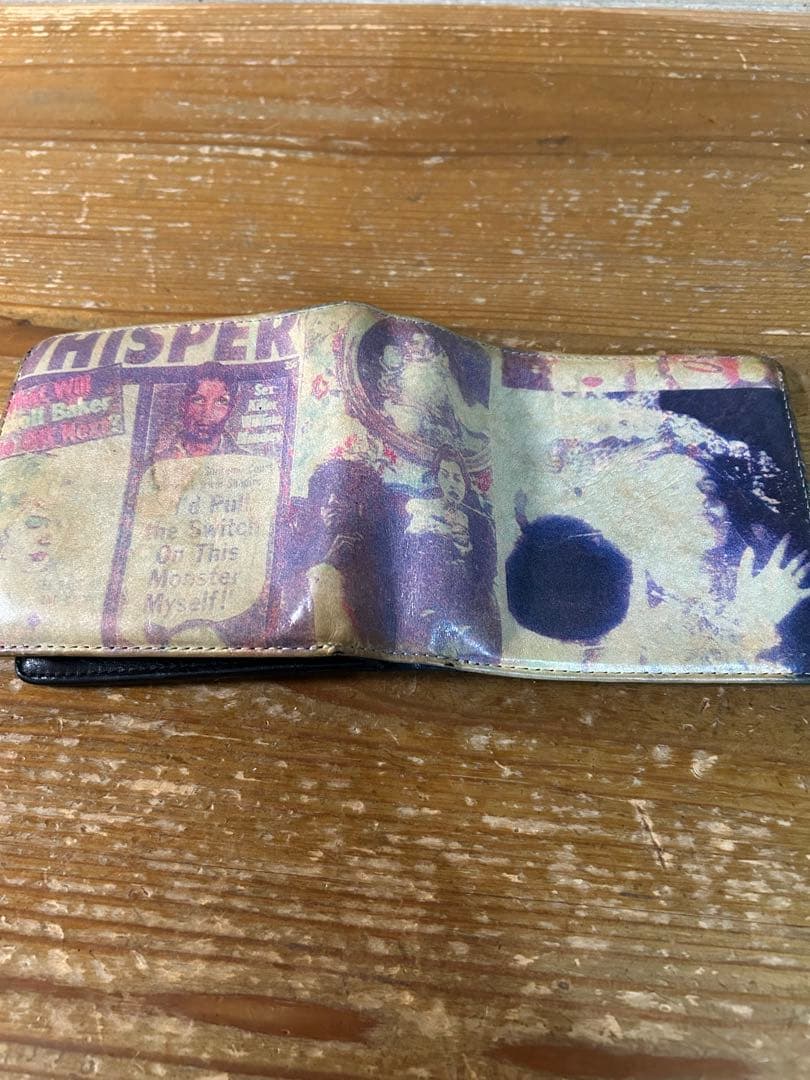 ヒステリックグラマー（Hysterics）製　ヴィンテージ二つ折り財布