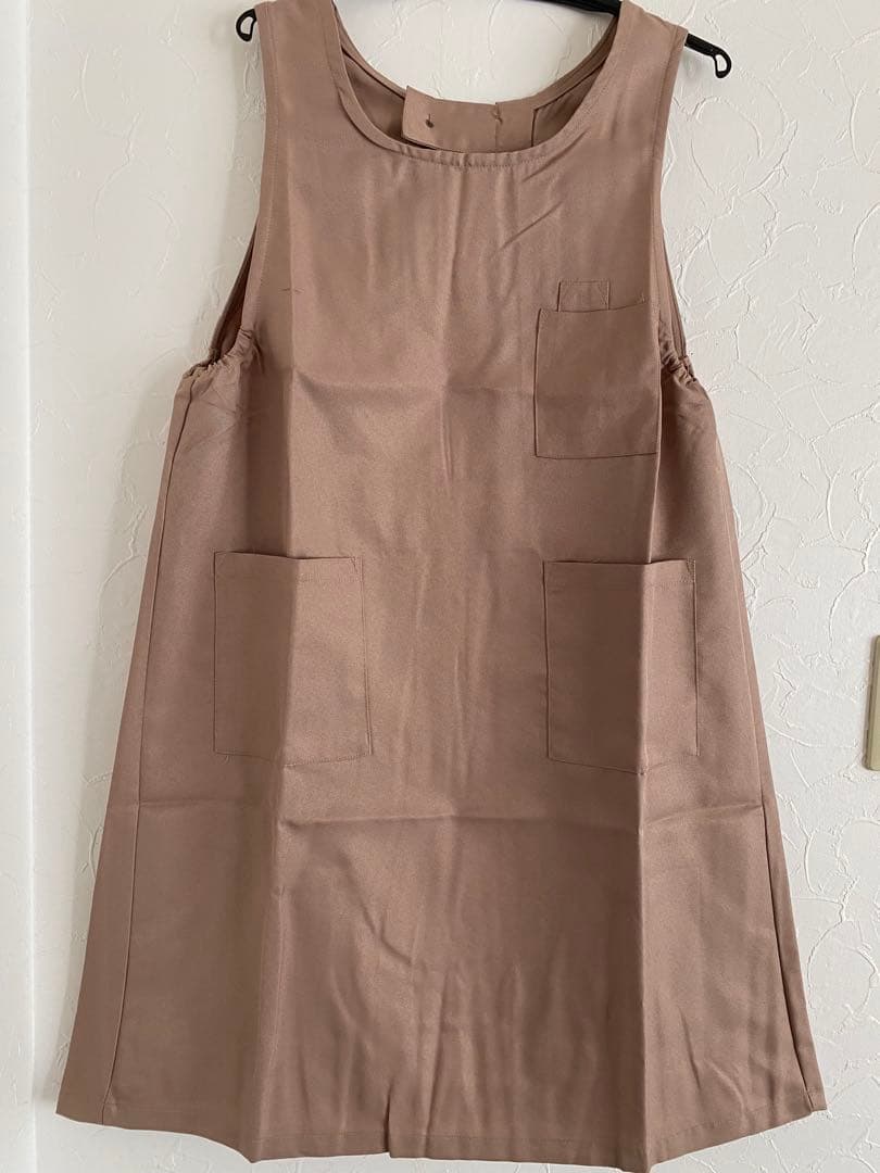 ブルー　ブラック　エプロン　ボタン付き 4ポケット