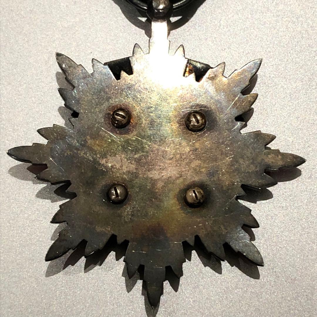 【送料無料・ジャンク】 日本軍 陸軍 海軍 記章 徽章 功五級金鵄勲章 本体のみ