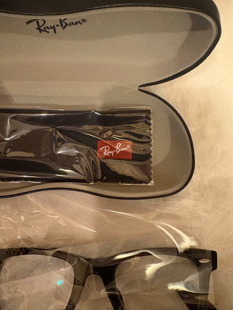 新品未使用　Ray-Ban 調光サングラス　ウェイファーラー