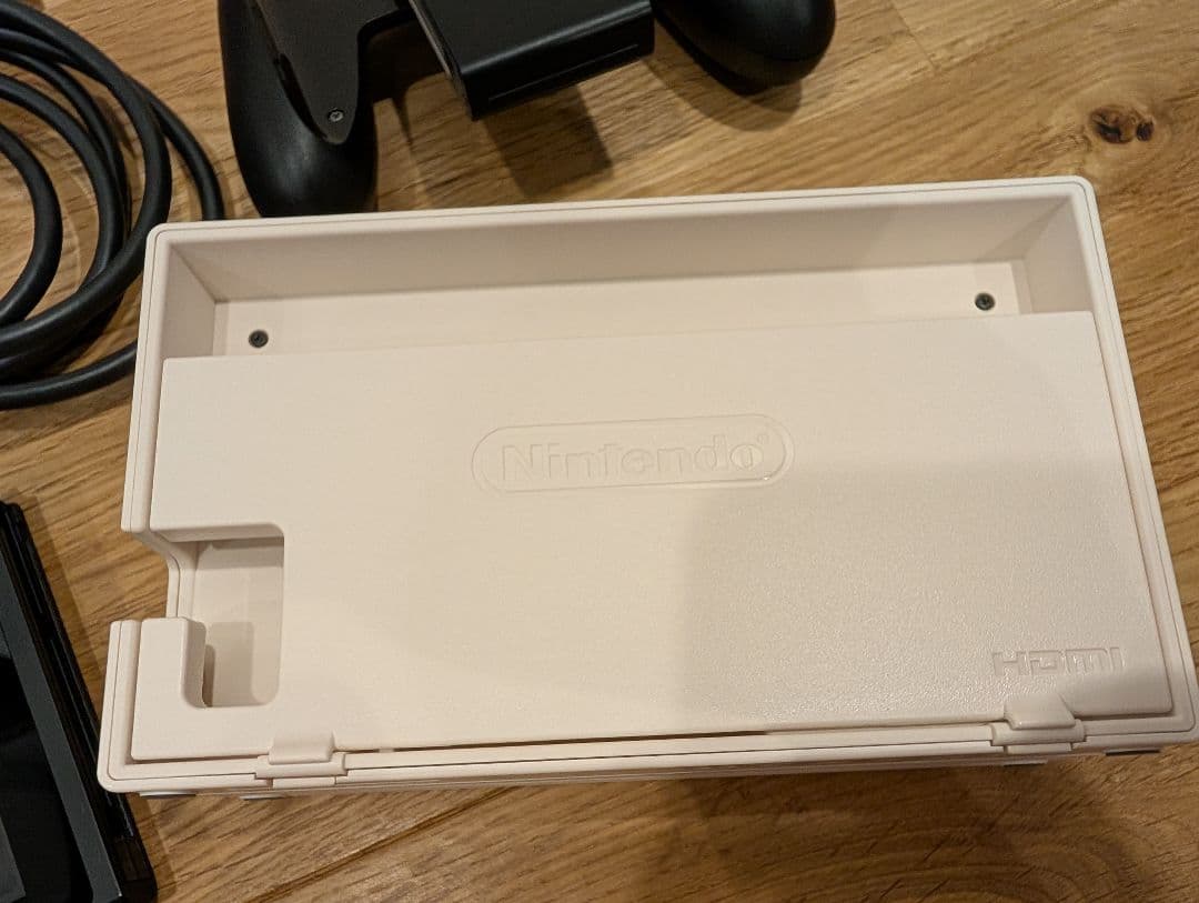 Nintendo Switch あつまれ どうぶつの森セット（特別デザイン）