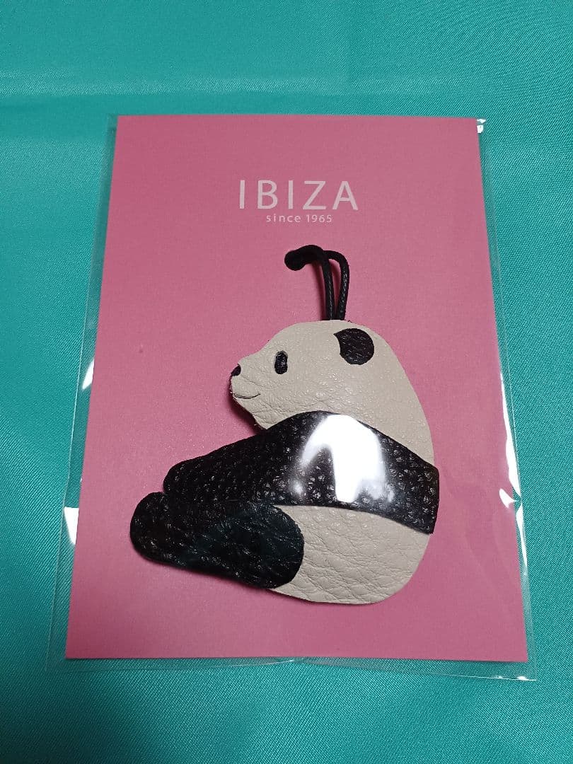 IBIZA　イビサ　バッグチャーム　マスコット パンダチャーム付きポーチ