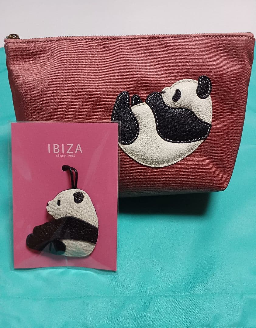 IBIZA　イビサ　バッグチャーム　マスコット パンダチャーム付きポーチ