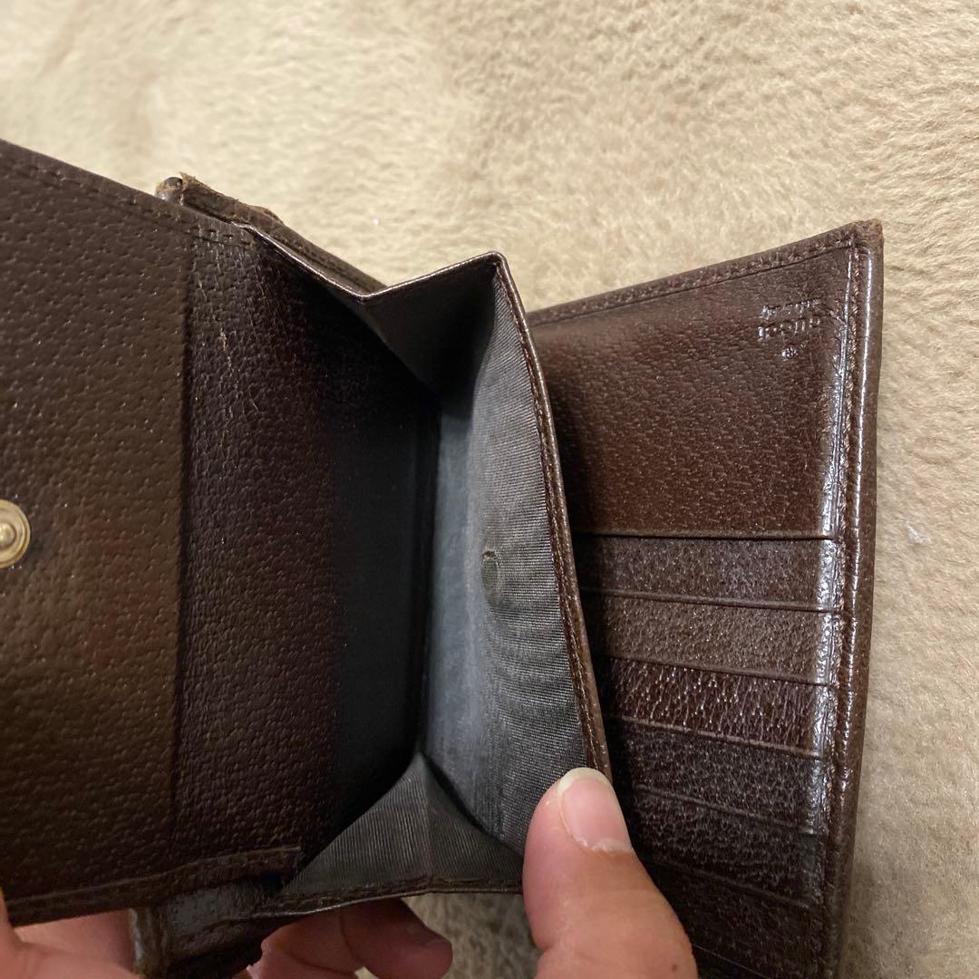 値下げしました！GUCCI 二つ折り財布　シェリーライン　中古