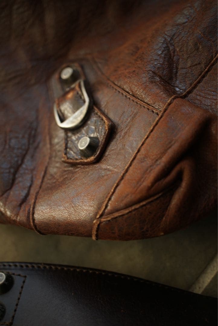 BALENCIAGA THE DAY レザー ショルダーバッグ city