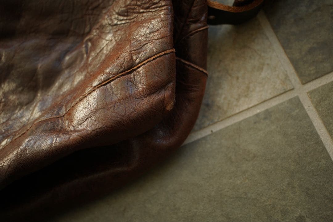 BALENCIAGA THE DAY レザー ショルダーバッグ city