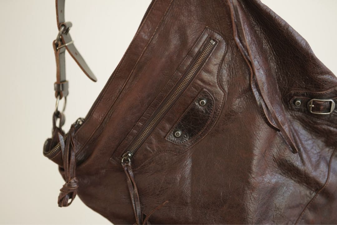 BALENCIAGA THE DAY レザー ショルダーバッグ city