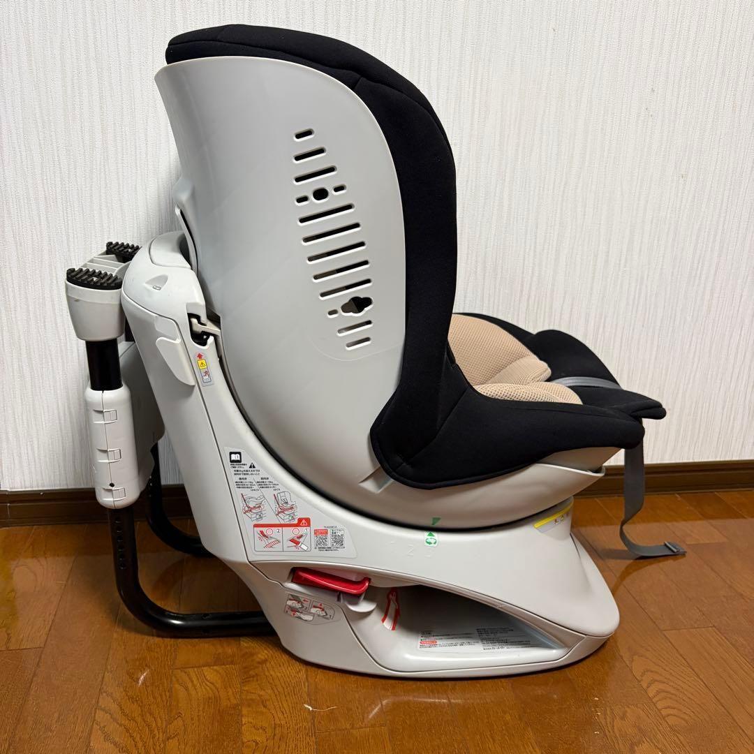 【美品】エールベベ 360ターンSⅡ　360℃回転式 チャイルドシート