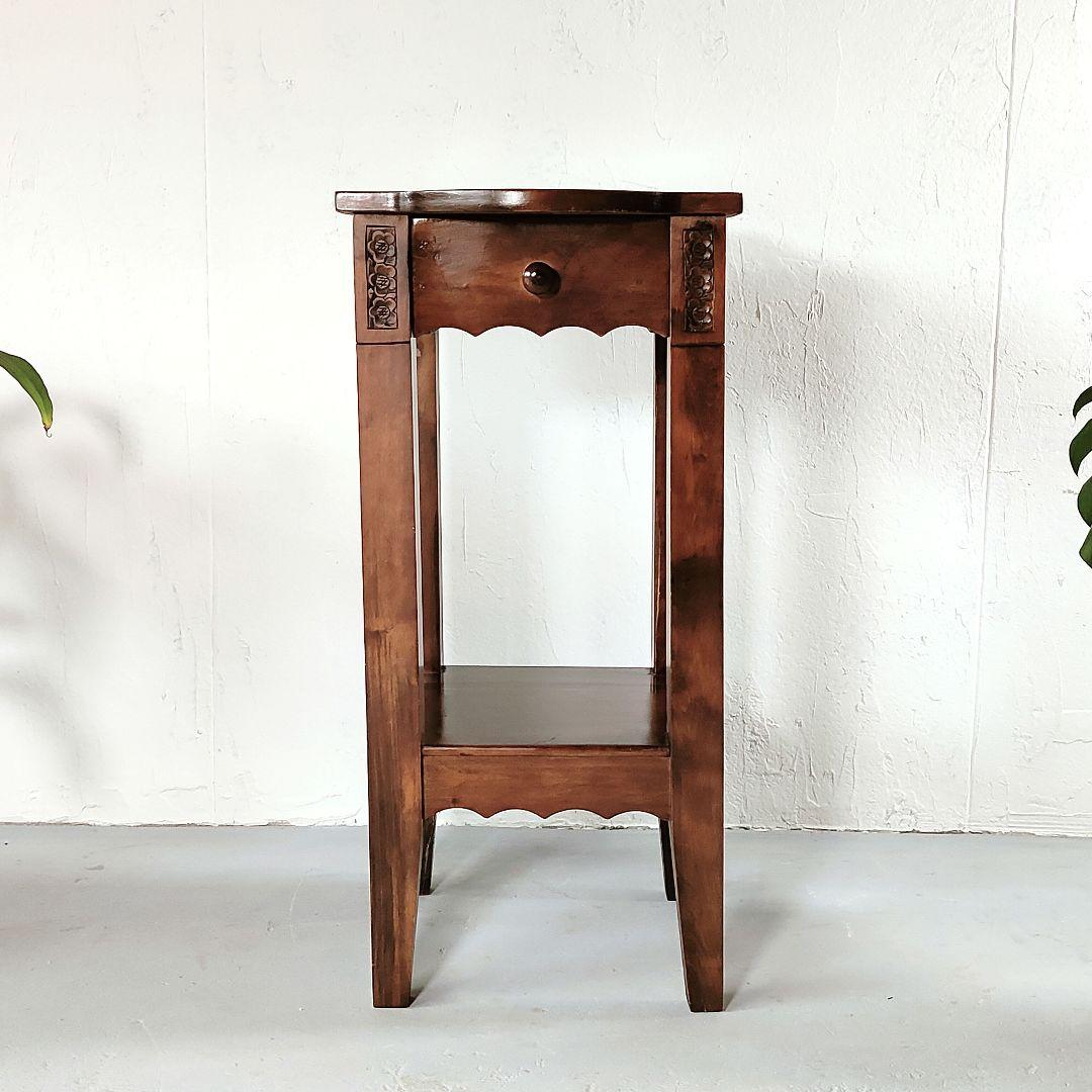 アンティーク　花台　可愛らしい　花柄　彫刻