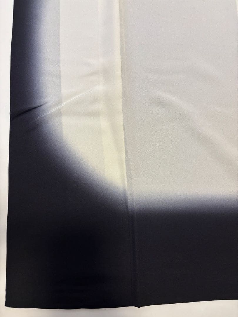 飛び柄小紋着物 黒　袷仕立て未使用