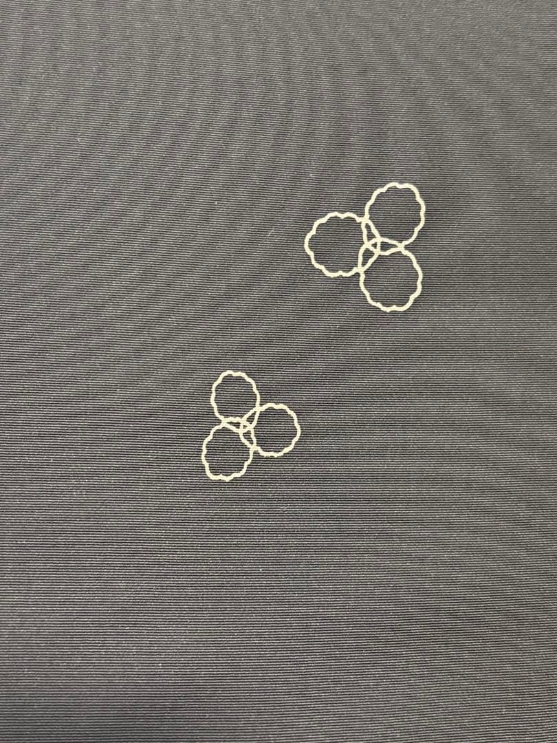 飛び柄小紋着物 黒　袷仕立て未使用