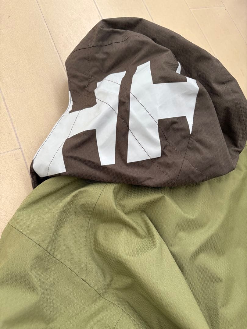 ヘリーハンセン スキーウェア上下