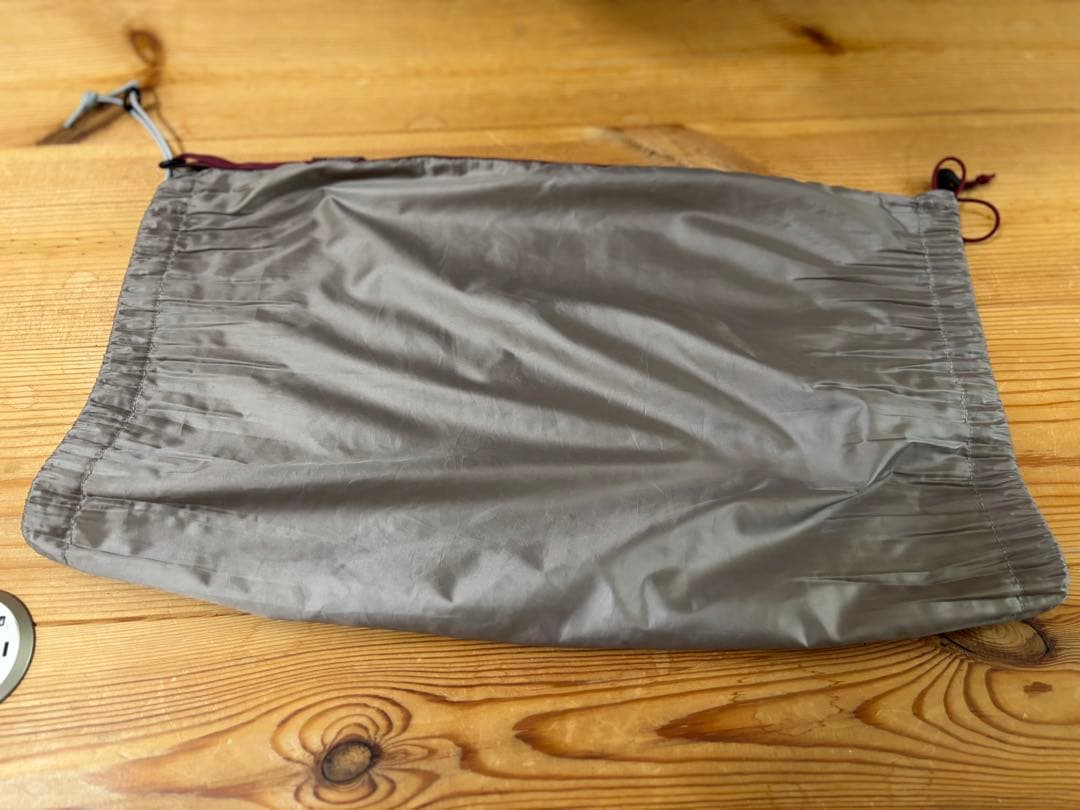 アクシーズクイン ウキグモ 消炭色