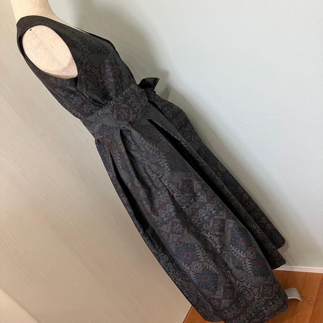 大島紬　幾何学柄　Vネック ノースリーブ　ワンピース　着物リメイク