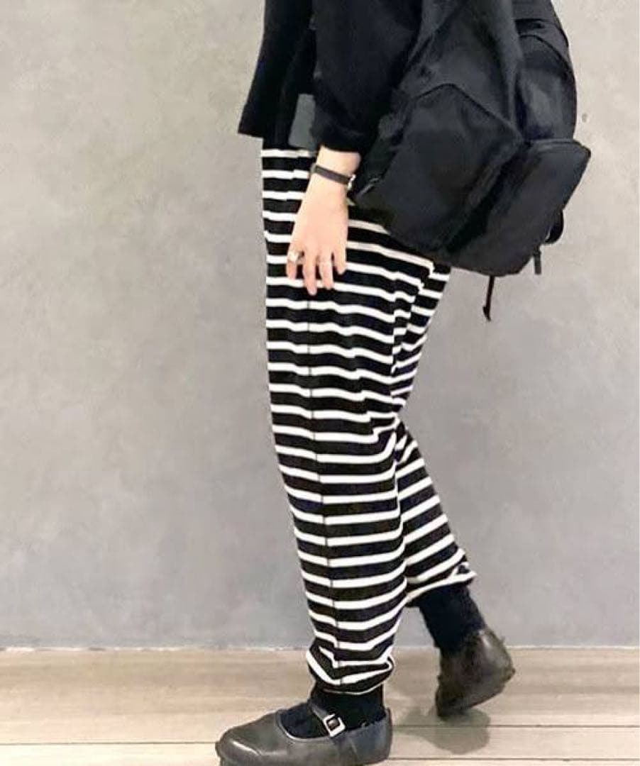 デラヴェジャージーパンツ