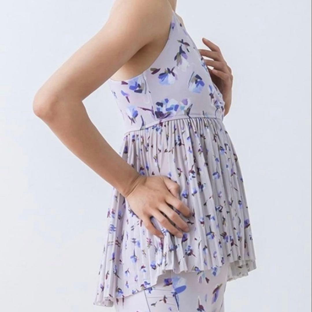 SUKALA花柄フレアヨガウェアLサイズ