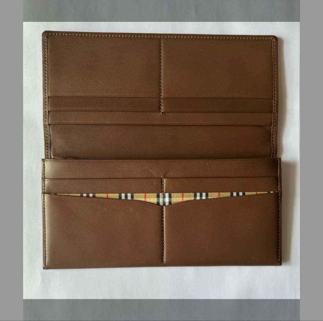 値下げ！BURBERRY ブラウンレザー二つ折り長財布