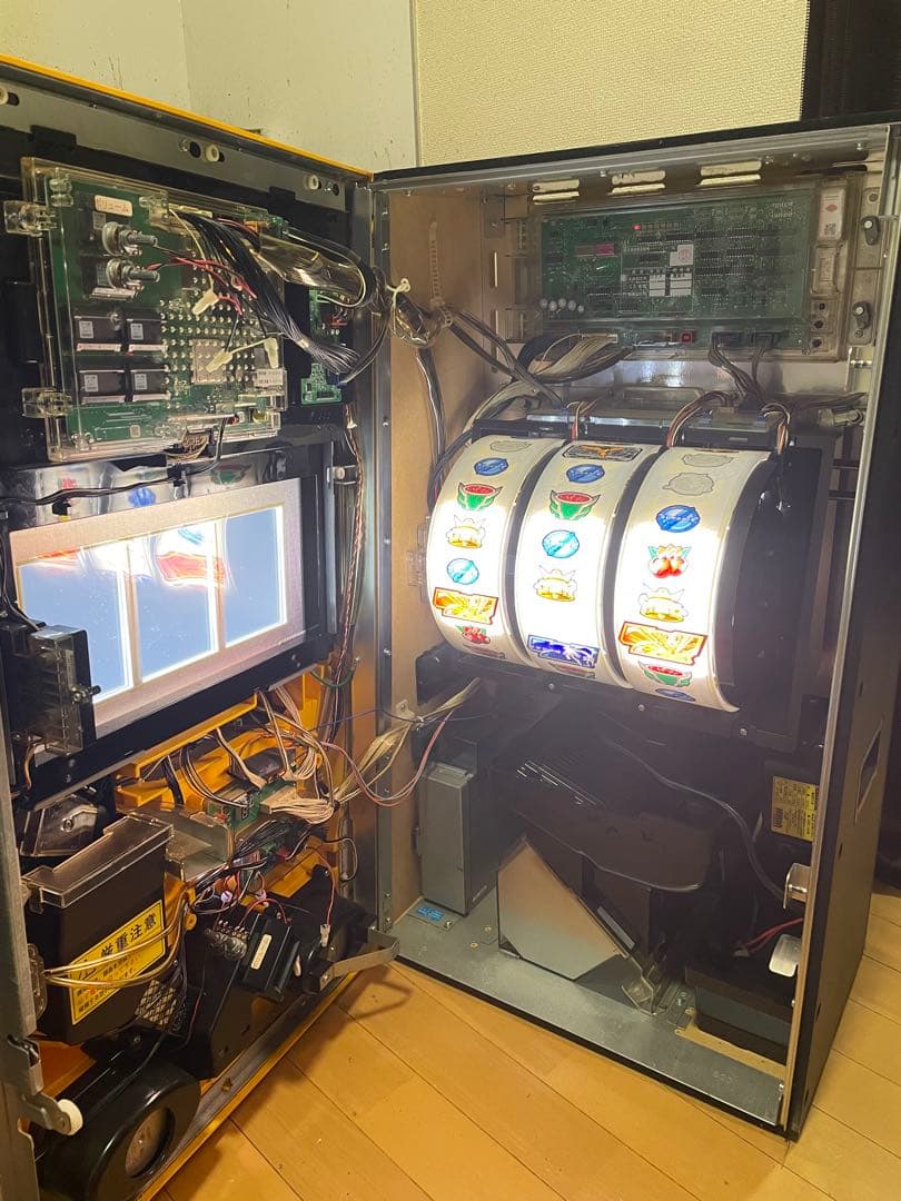 パチスロ 戦姫絶唱シンフォギア（5号機）不要機仕様【送料込み】