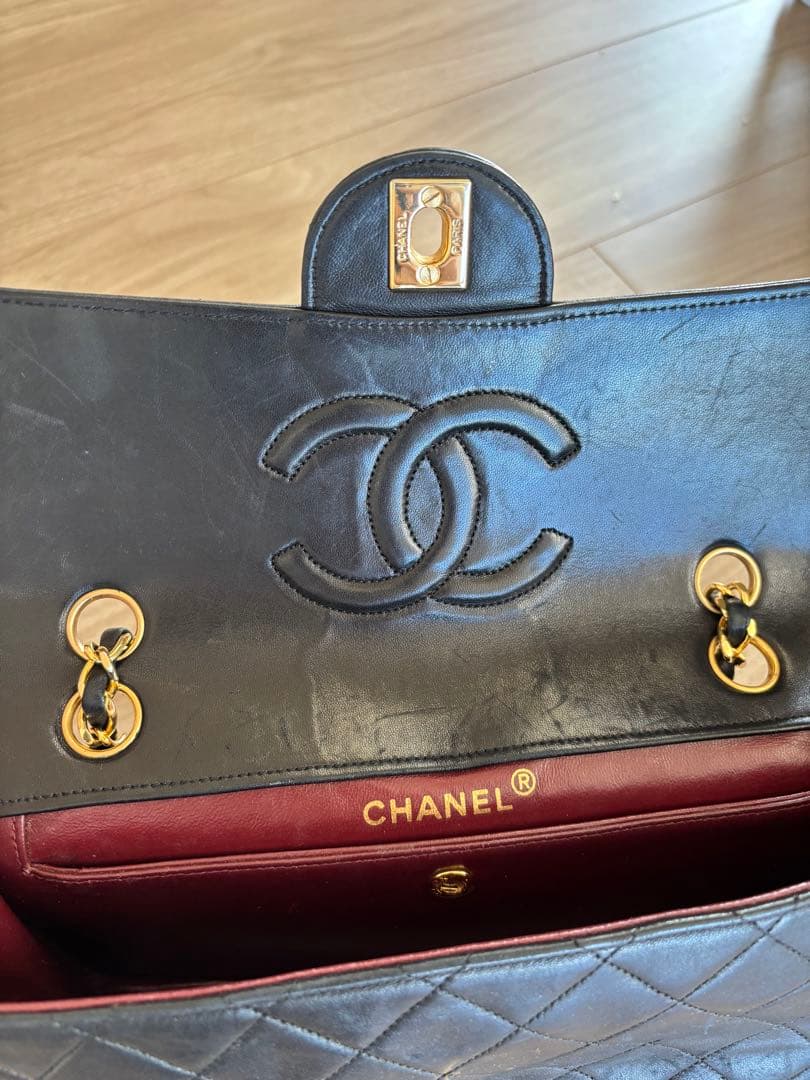 CHANEL マトラッセ　ブラック　チェーンショルダーバッグ