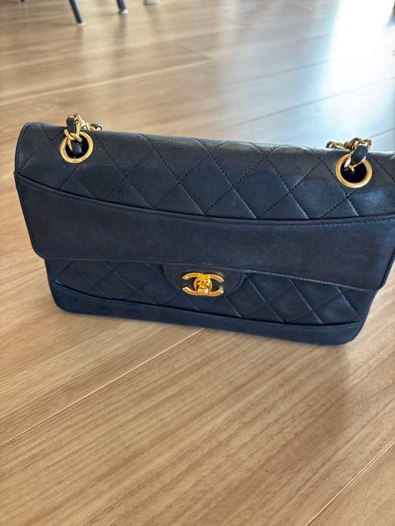 CHANEL マトラッセ　ブラック　チェーンショルダーバッグ