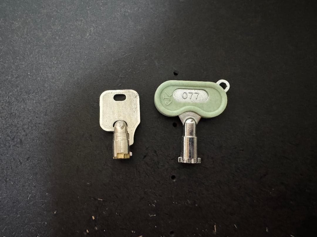 旦*那様 ハードボイルド グリフォンの幻影 不要機 パチスロ実機 ※下パネ